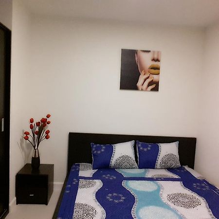 Horse Square Apartment Хошимин Экстерьер фото