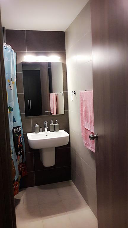Horse Square Apartment Хошимин Экстерьер фото