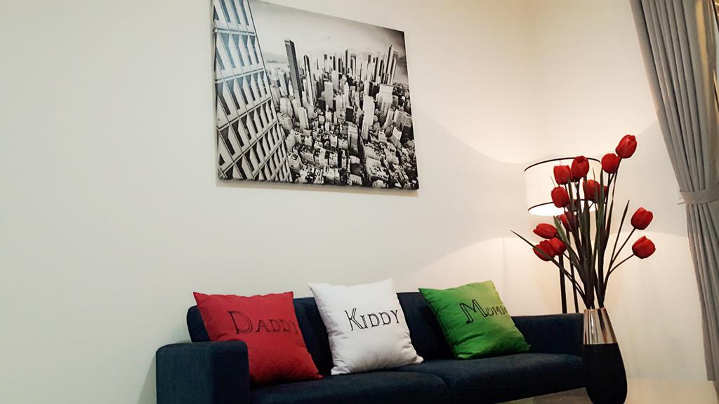 Horse Square Apartment Хошимин Экстерьер фото