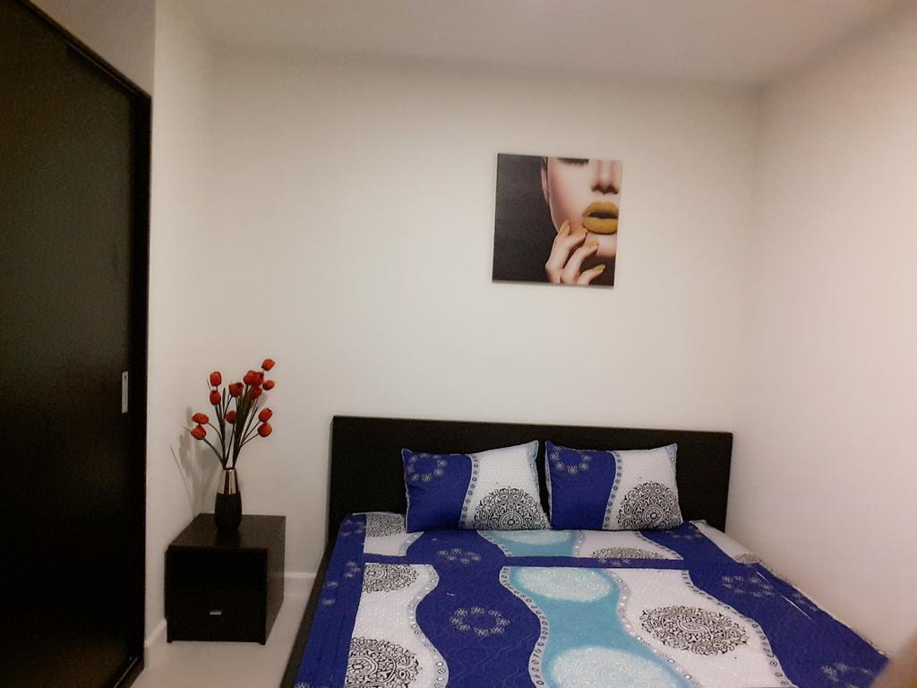 Horse Square Apartment Хошимин Экстерьер фото